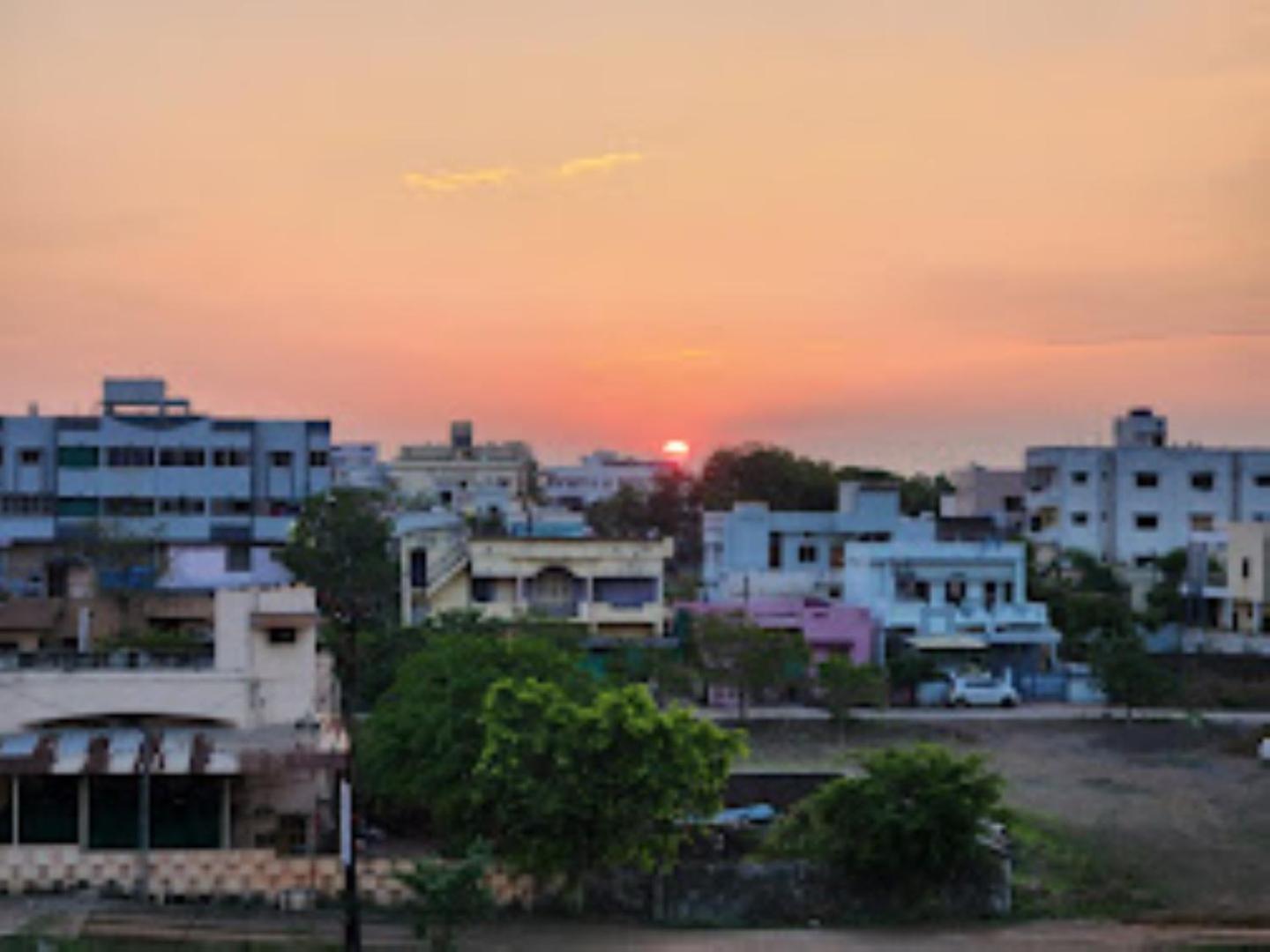 Hotel Hariram Tower Wardha Exterior photo